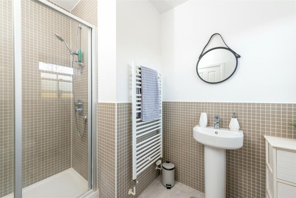 En Suite Shower Room
