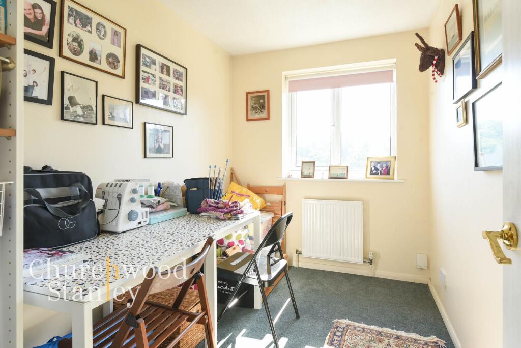 Fourth bedroom