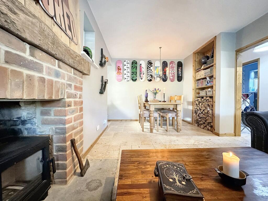 Sitting/Dining room