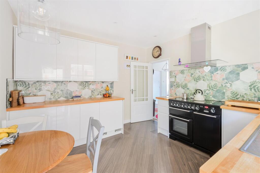 HILLSIDE, 84 (15).jpg