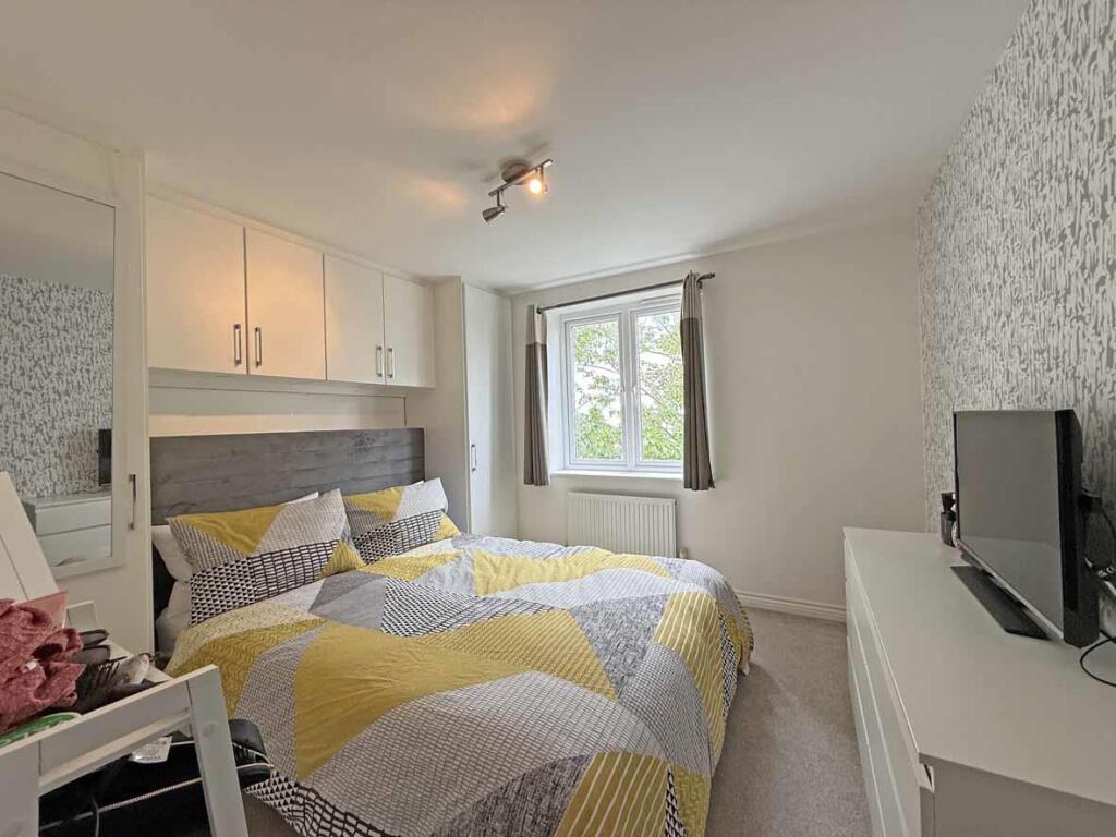 Samuel Bassett Avenue 6 - Bed 2.jpg