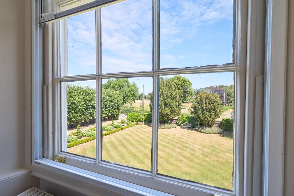 Moulton Hall 0907...