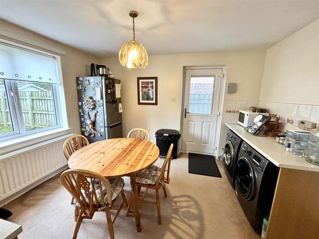 Open Plan Kitchen and Breakfast Room