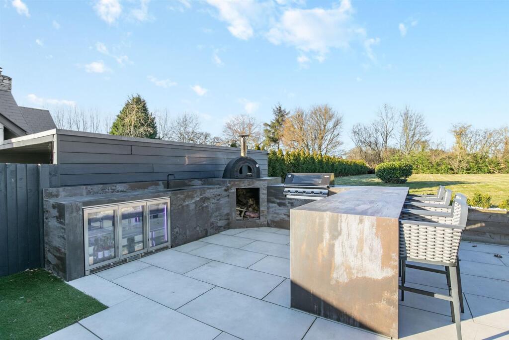 WhatsApp Image 2024-09-02 at 11.08.29_4197309f.jpg