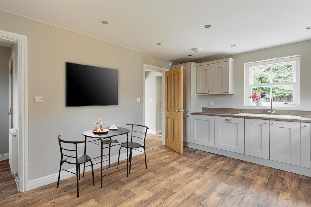 Kitchen/Breakfast