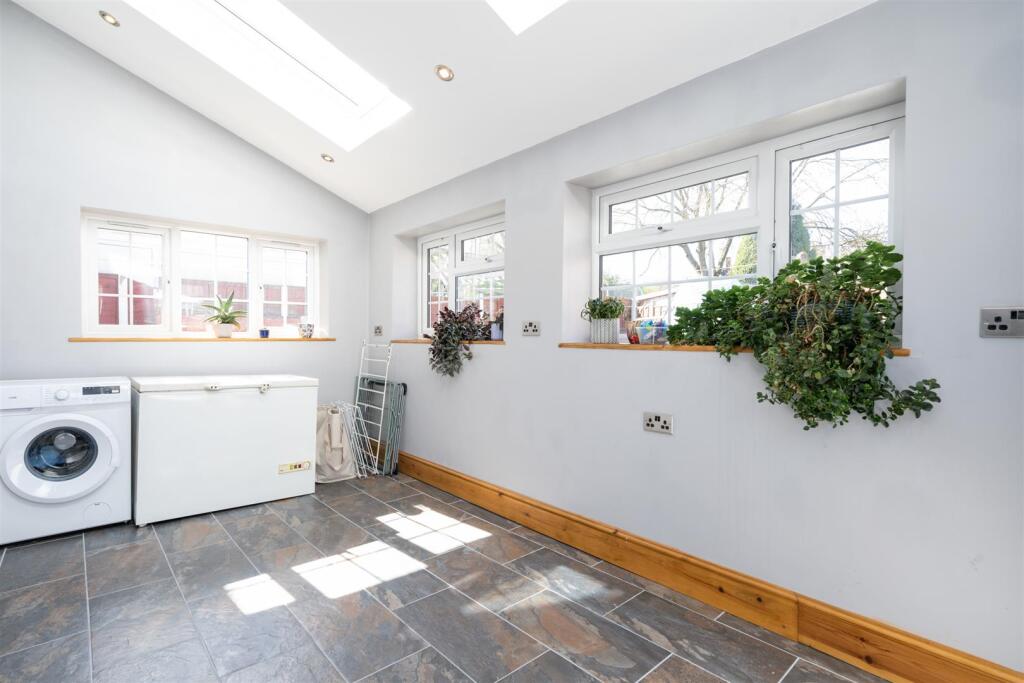 23 Madams Hill Road_9.jpg