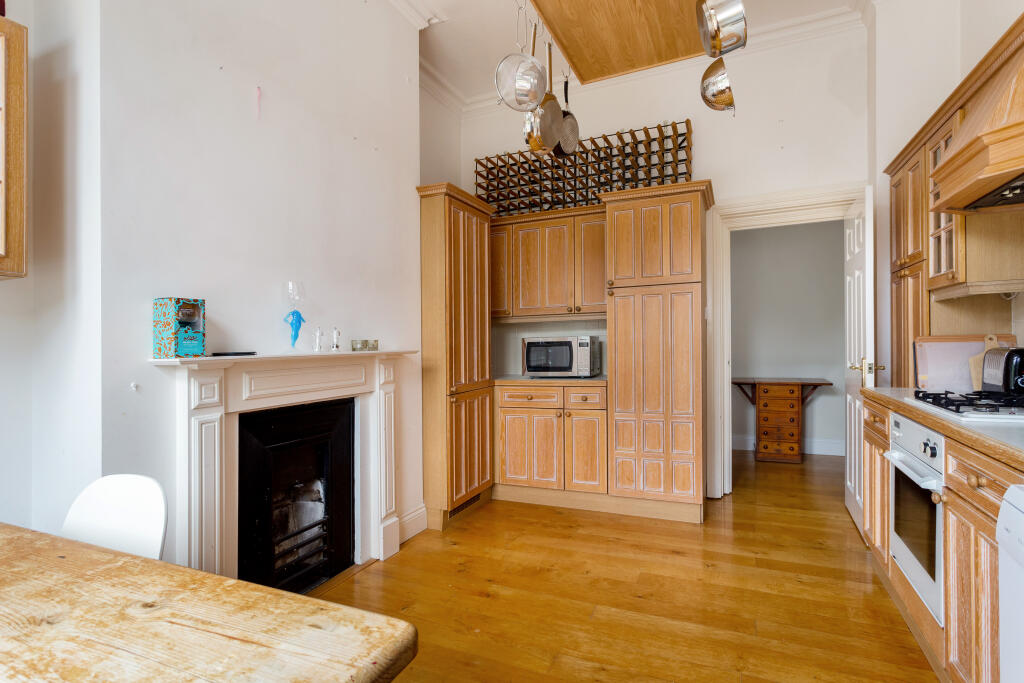 Kitchen 1