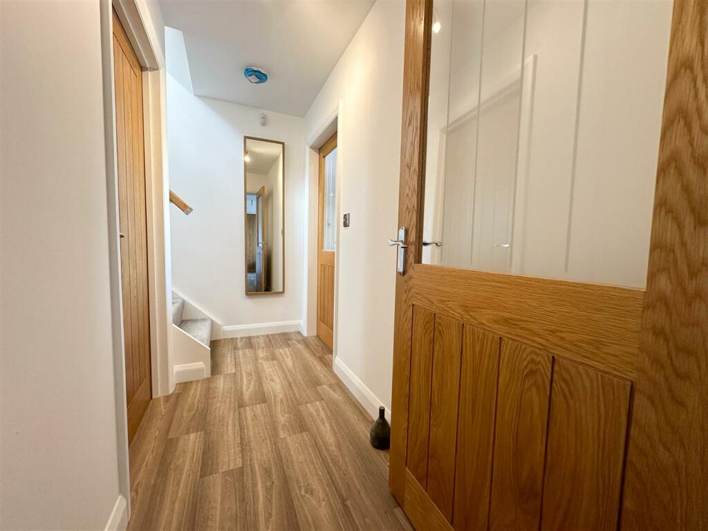 INNER HALLWAY