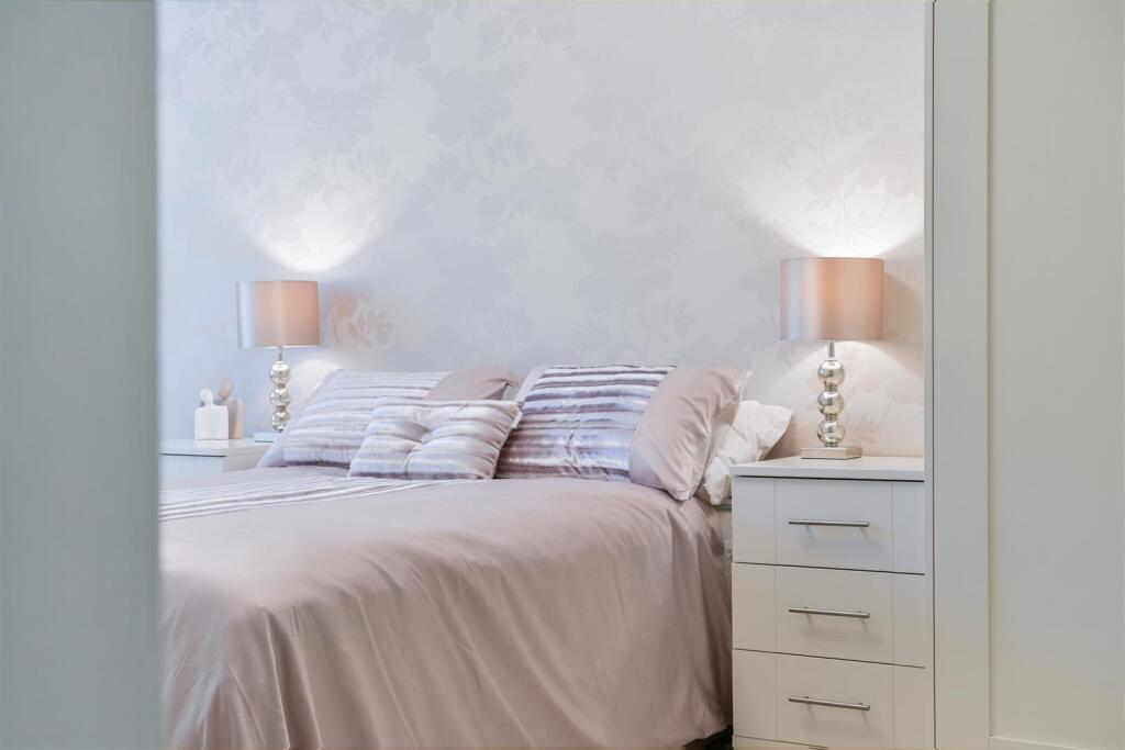 WONFORD HOUSE, 6- (15).jpg