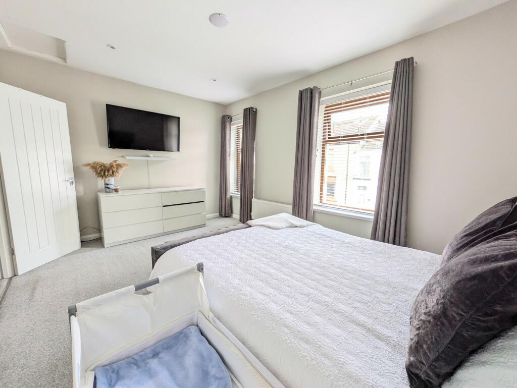 PXL_20241018_103623632.MP~2