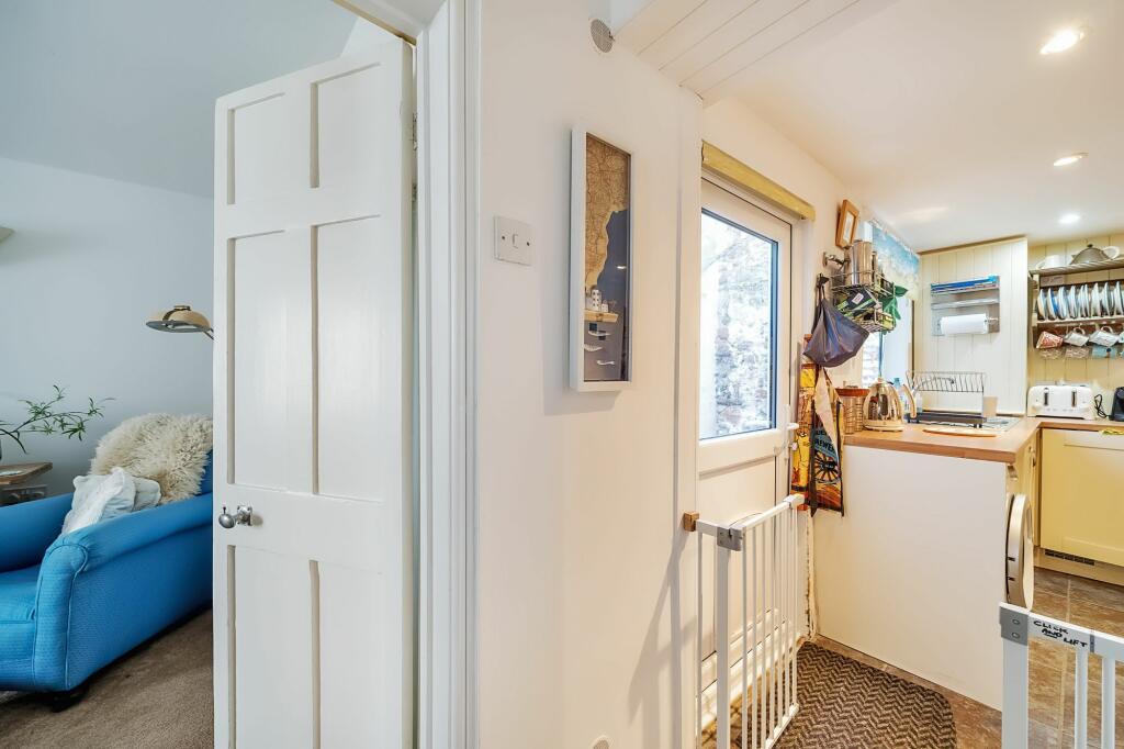 Kitchen/Living room entrance