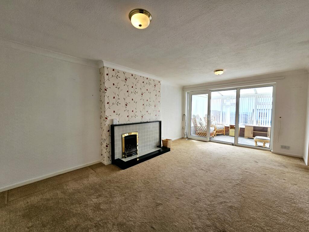 53dcc400-f97c-476d-ab32-8106d01c97a6