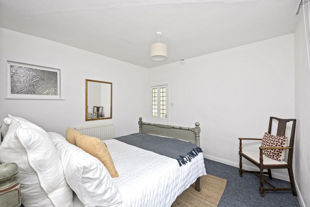 Belgrave Place 13...