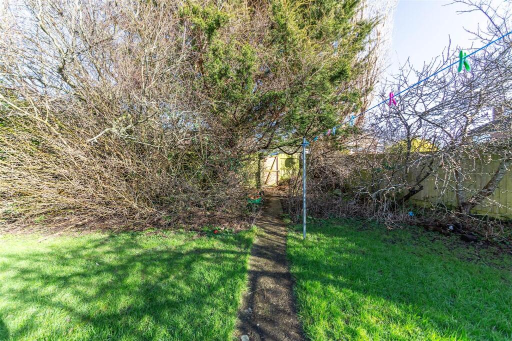 17 - Detached House for Auction, Lockleaze, Bristo