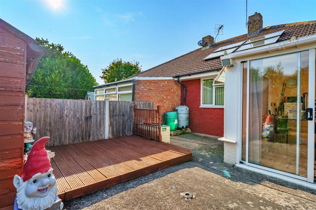 17 Rutland Close Weston-super-Mare BS22 8NP 8.jpg