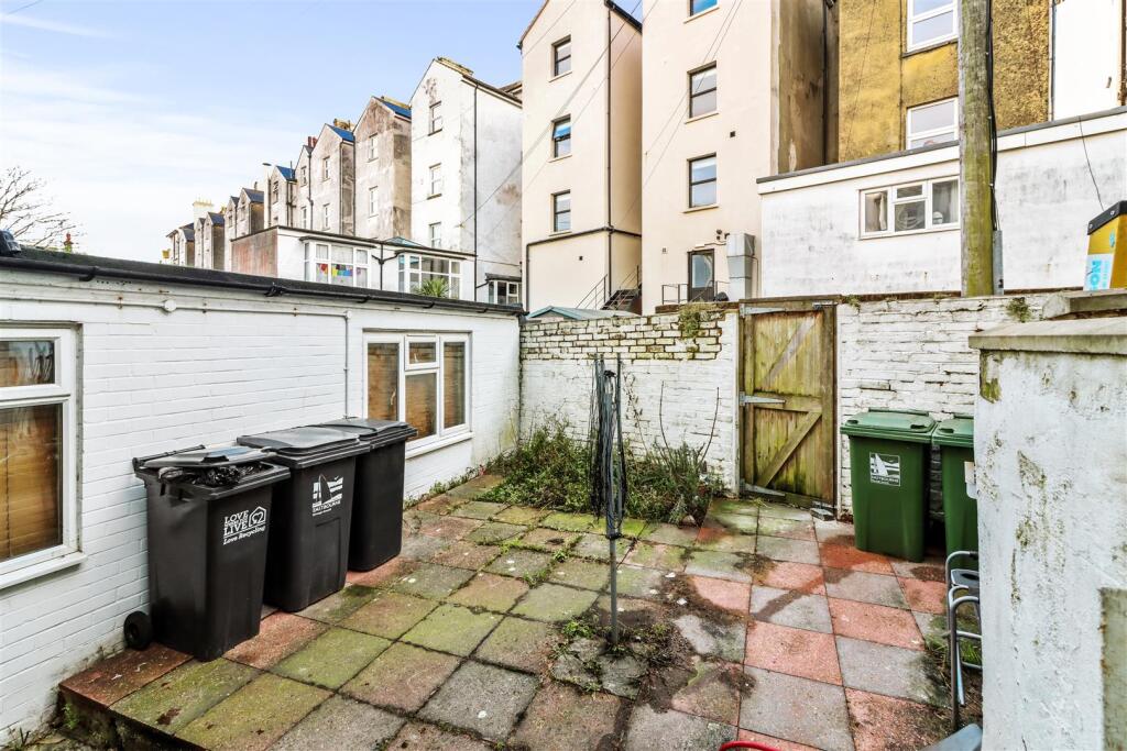 communal garden #2.jpg