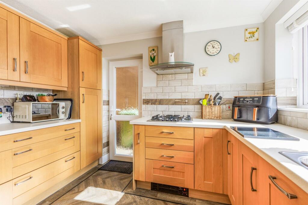 6R1A4998-HDR.jpg
