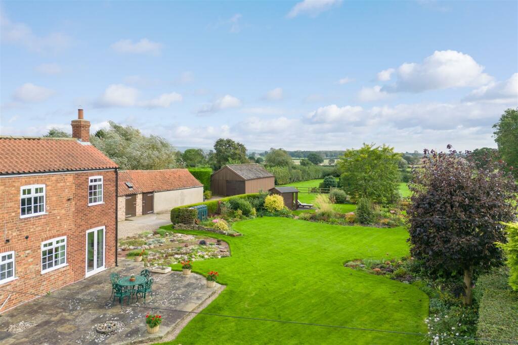Cherry Tree Cottage Aerial-9.jpg