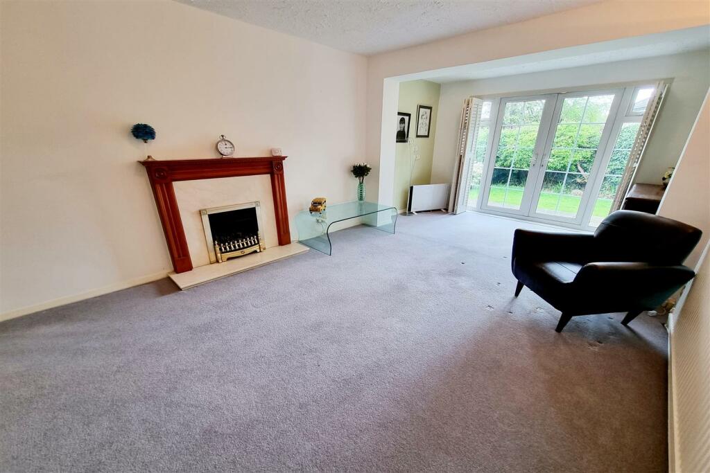 EXTENDED REAR RECEPTION ROOM: PIC.  2