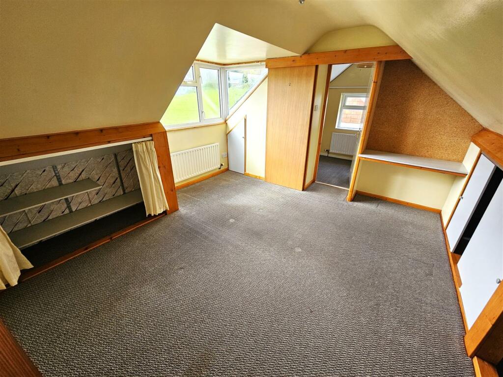 BEd 1.jpg