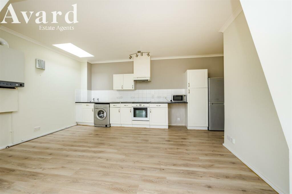 Old College House, 10A-2.JPG