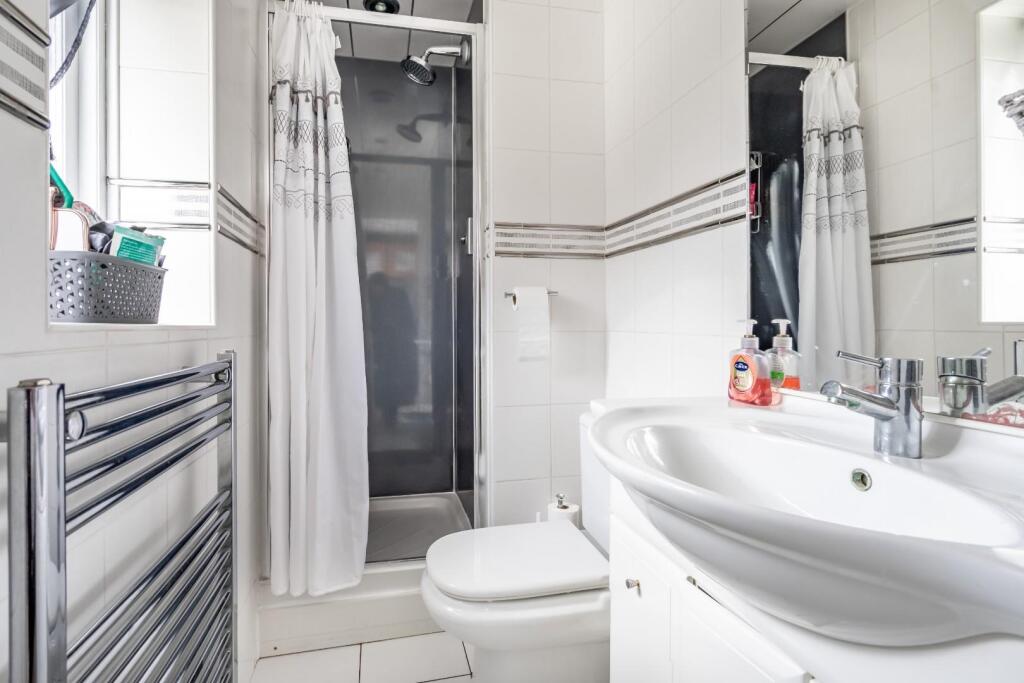 3 stephensons close-5.jpg