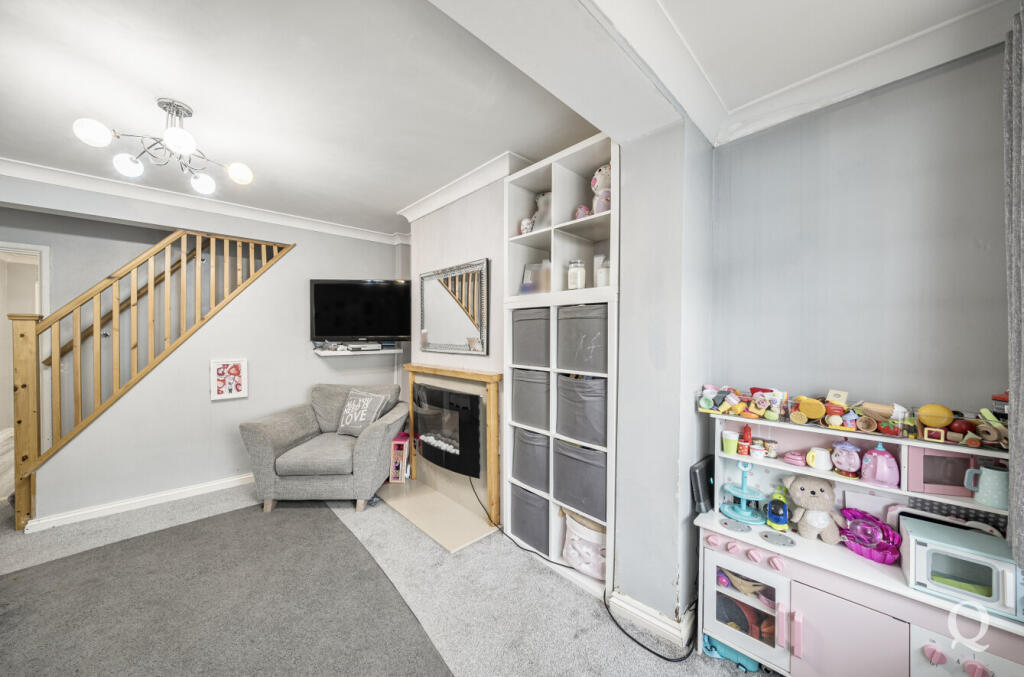 8df20001-b551-45f...