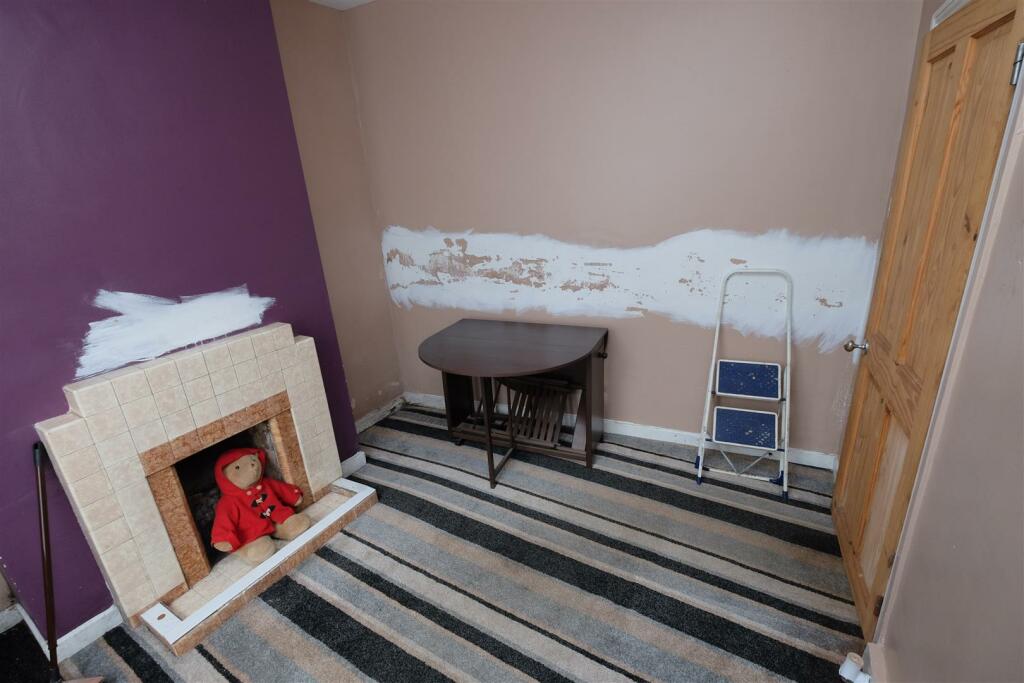 12 Hardy Road, Bedminster, Bristol BS3 2SN Freehol