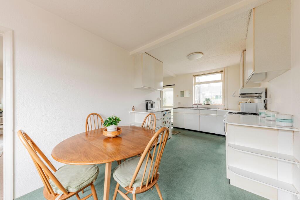 Kitchen Dining Room (2)