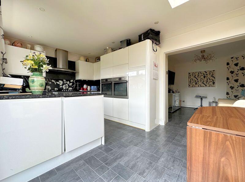 Kitchen/Diner/Lounge