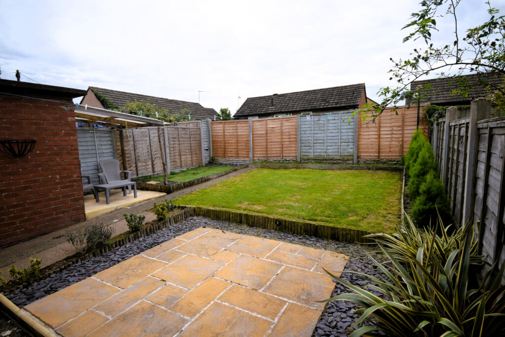 Rear Garden Alt View