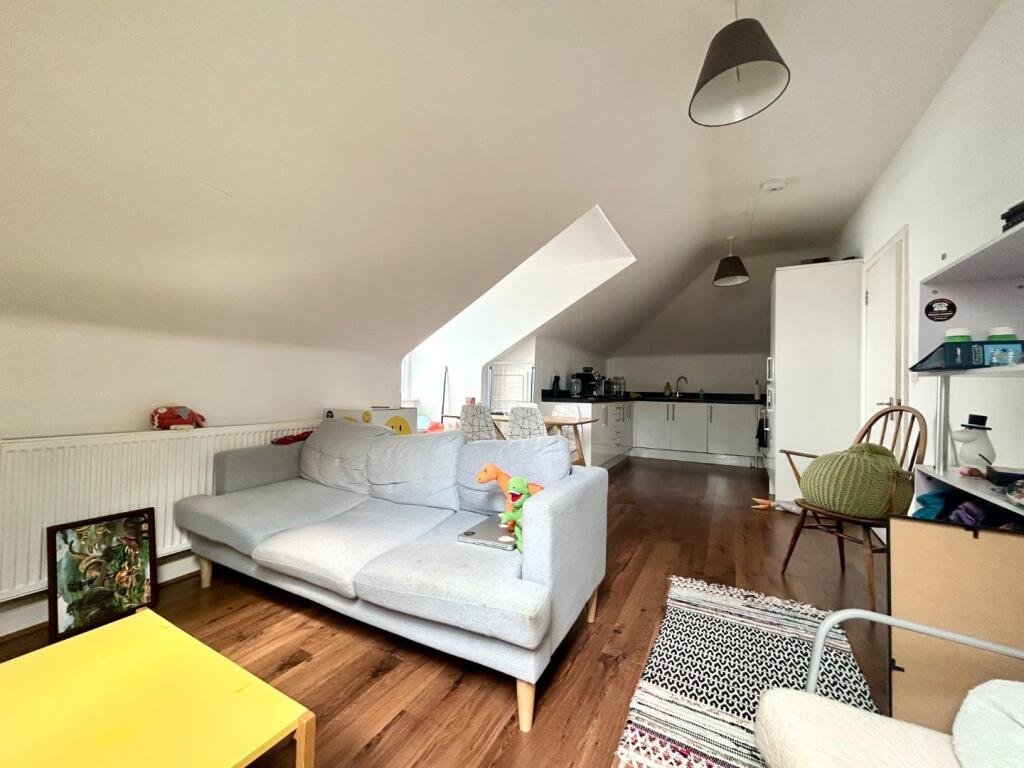 Open plan living:kitchen space.jpg