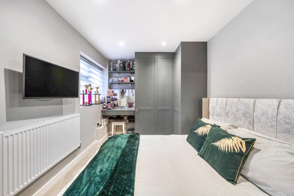 1384026-4-69246fc...