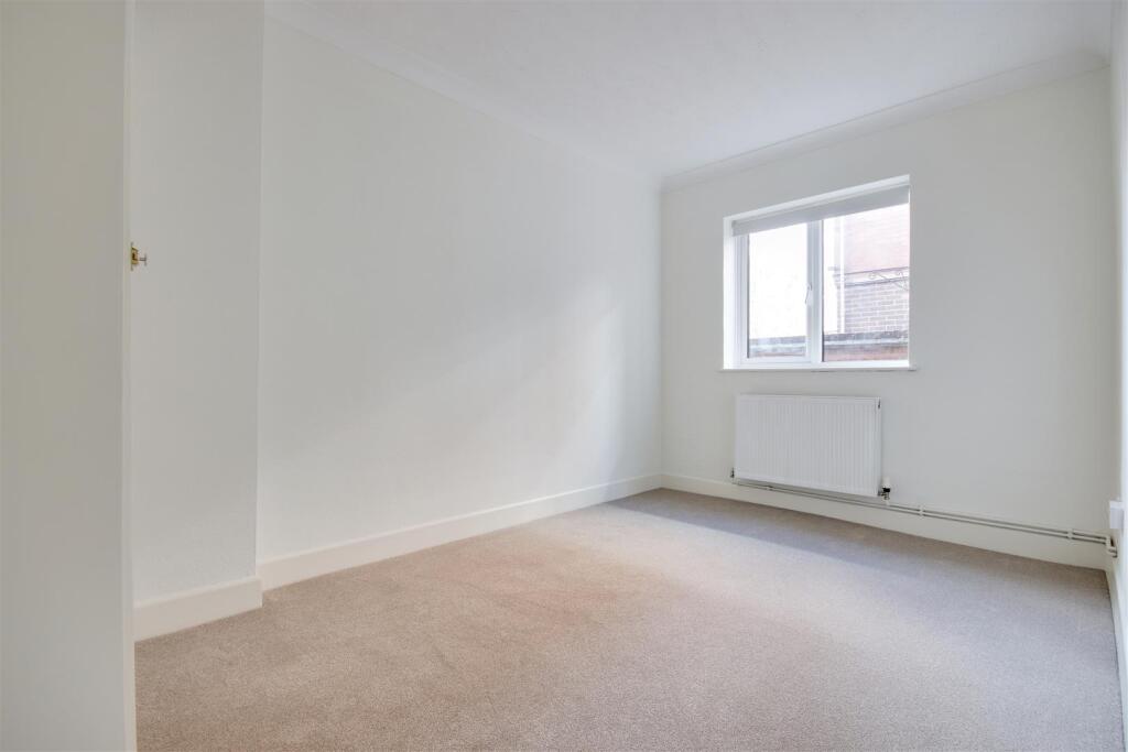 Bedroom.jpg