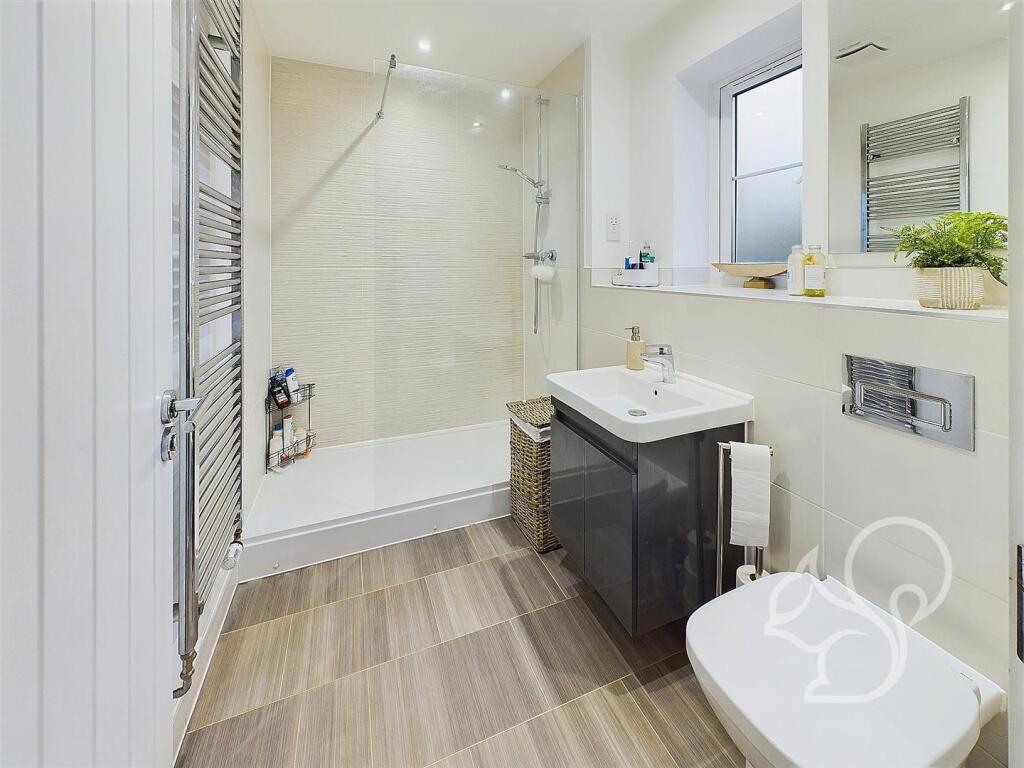 Ensuite