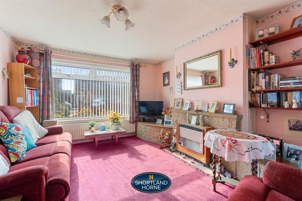 Lounge / Dining Room