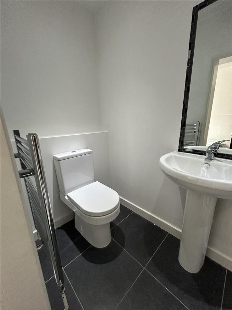 Room 5, Flat 1 Ensuite