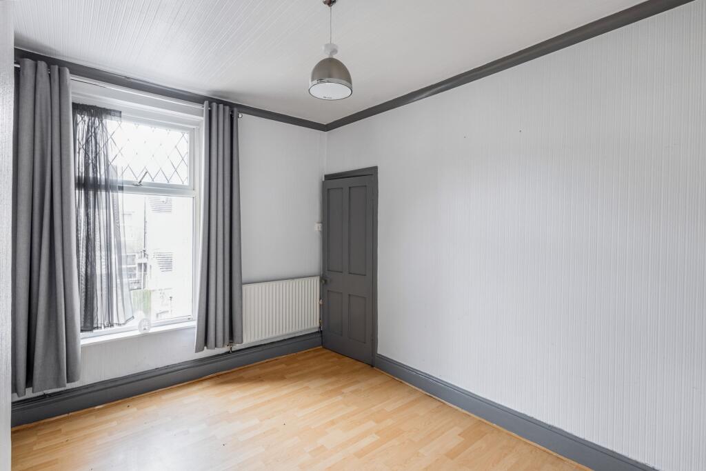 9 Barnes Road, Heysham, Morecambe LA3 1UW