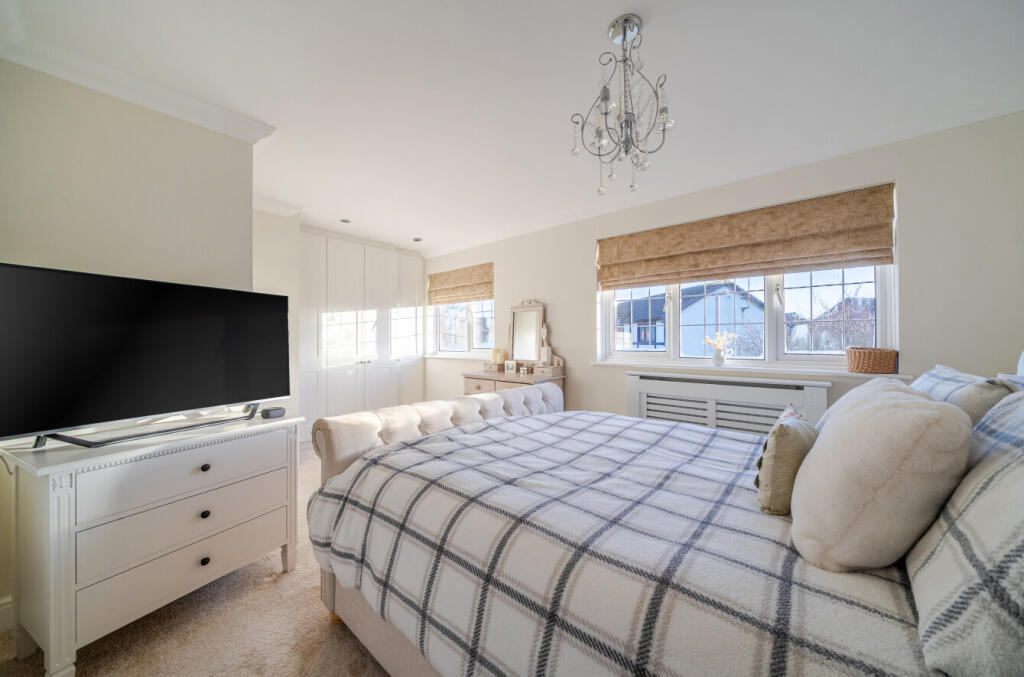 1389427-4-695e4ef...