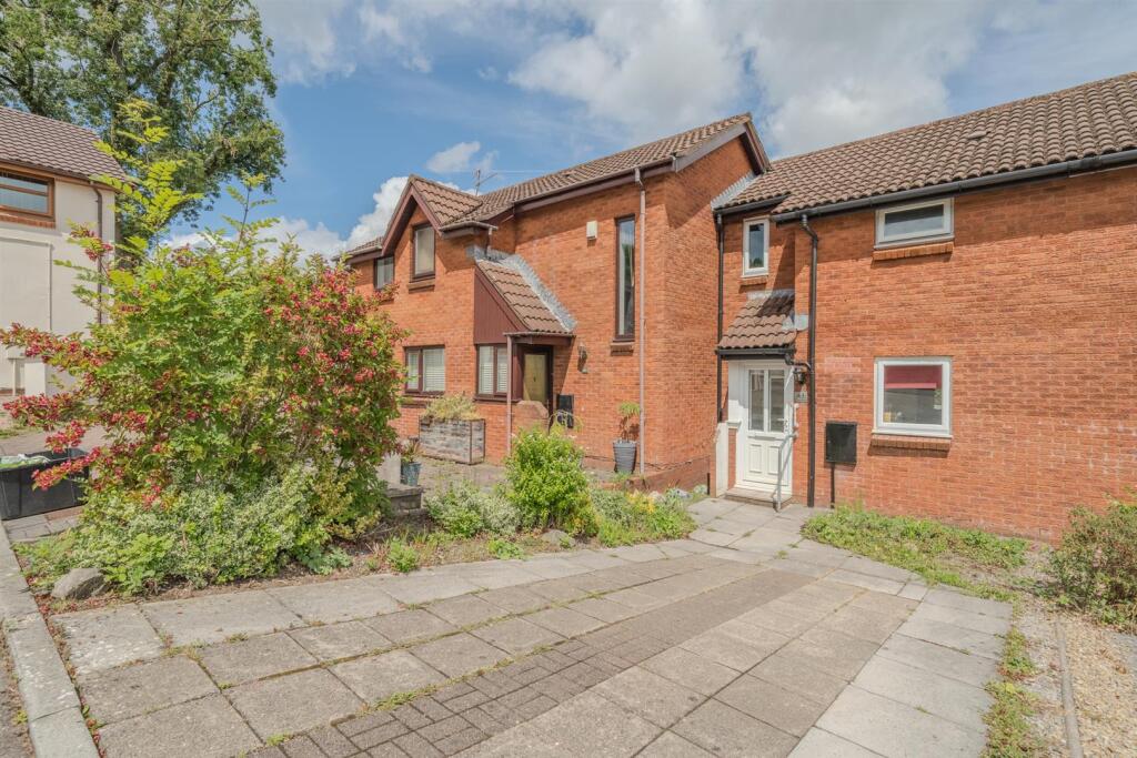 43 Greenfield Close-17.jpg