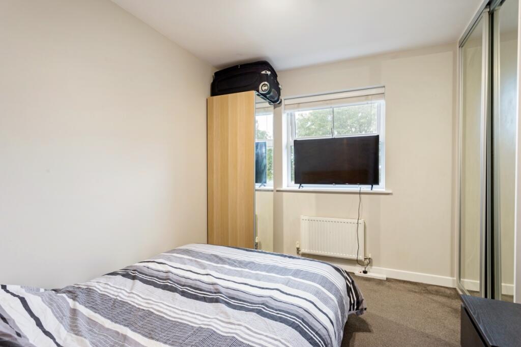48 Gilson Place 2...
