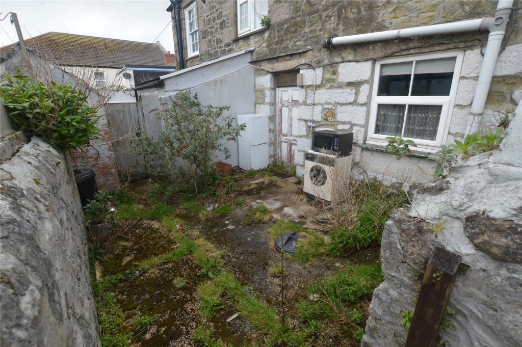 Rear Courtyard