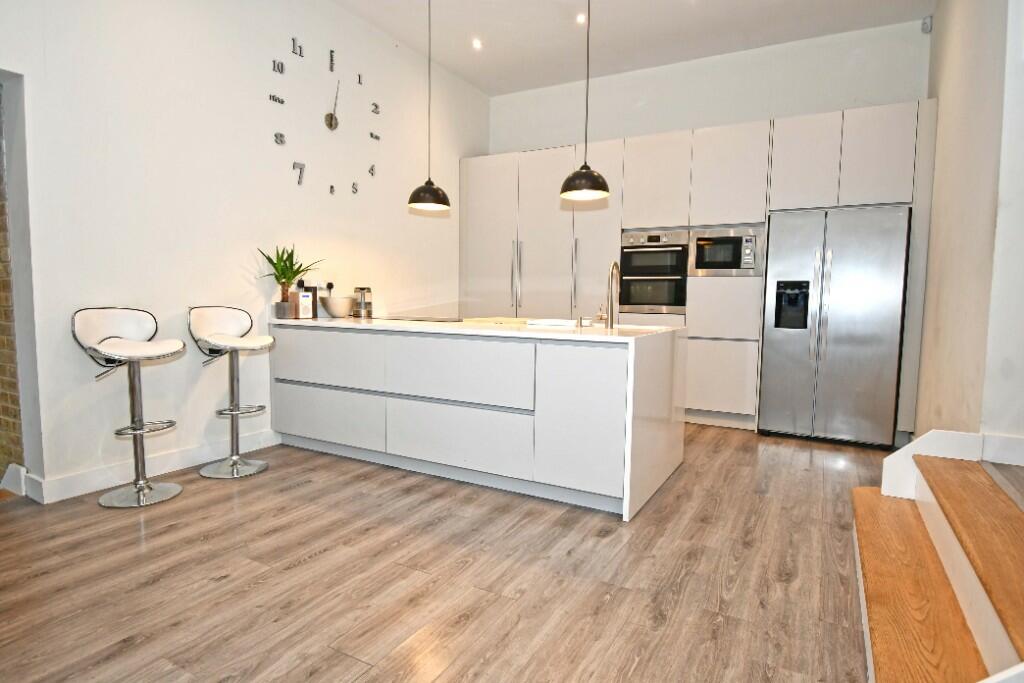 Kitchen/Breakfast Rm