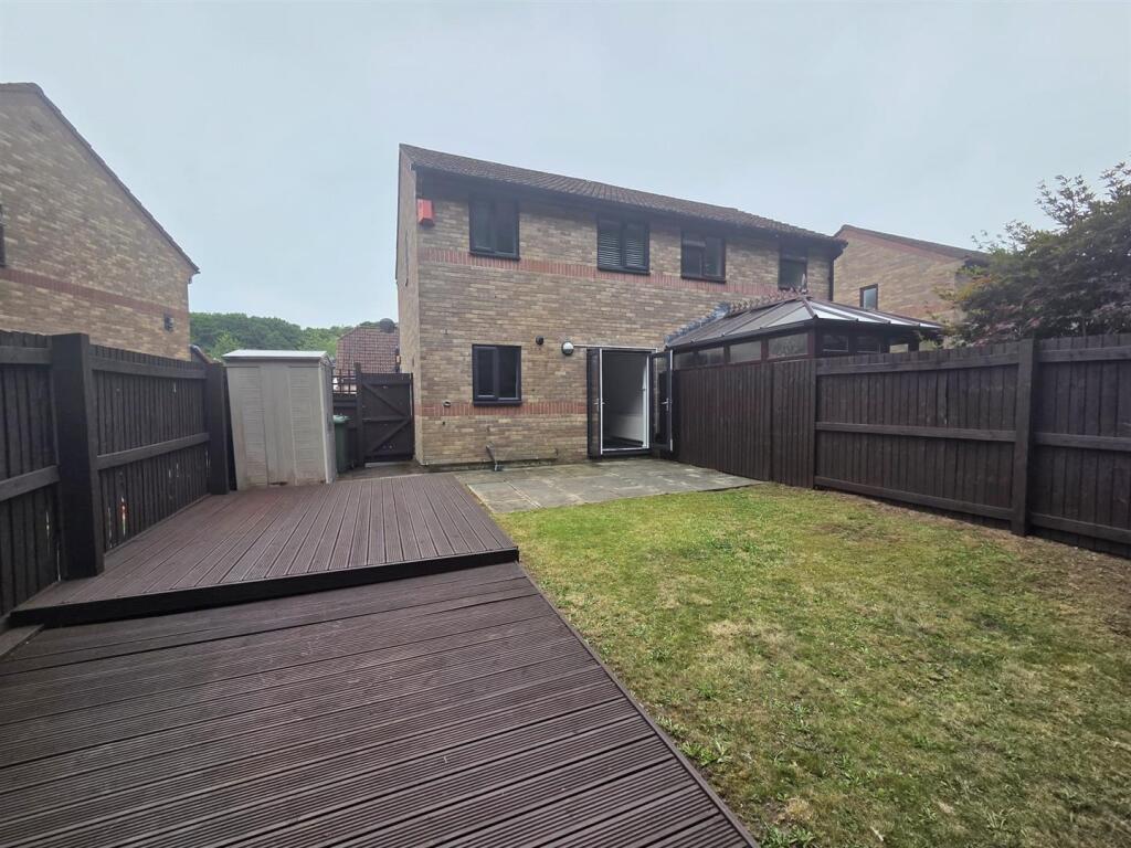 26 Castell Morgaig front.jpg