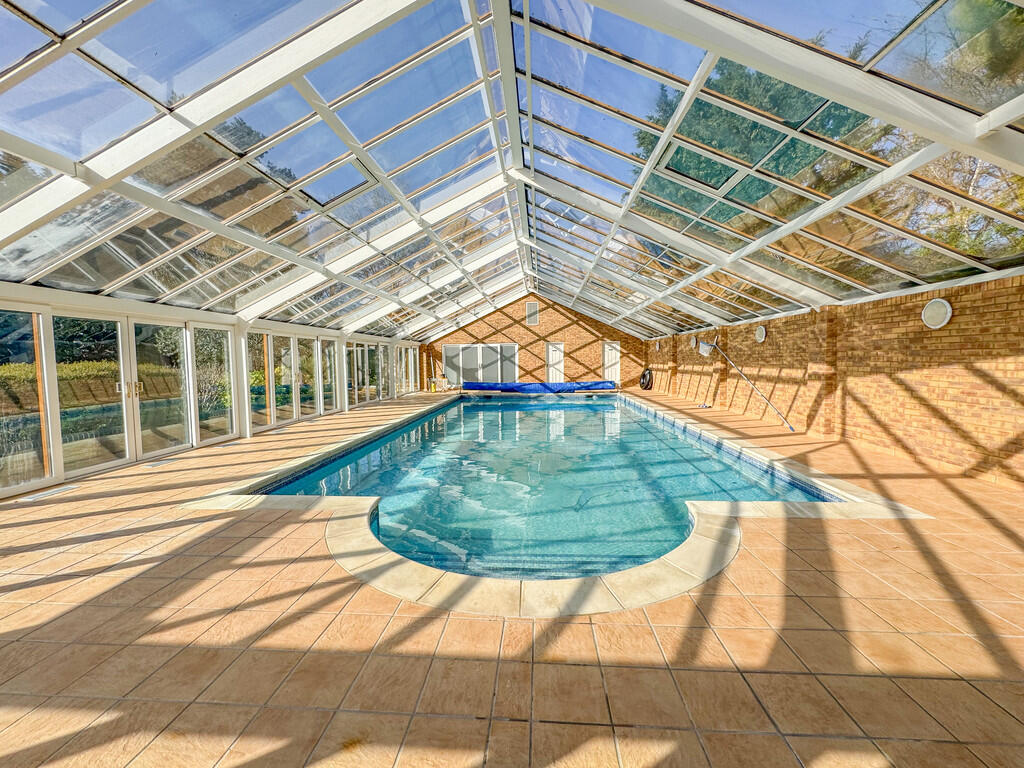 pool house