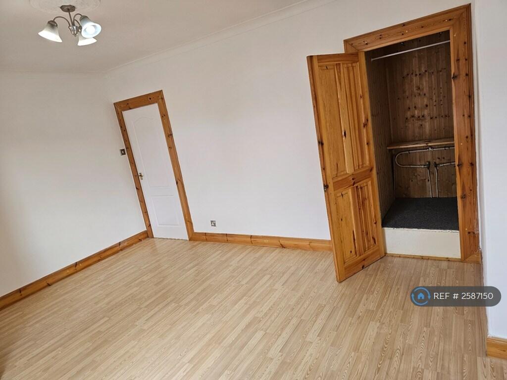 Master Bedroom 1