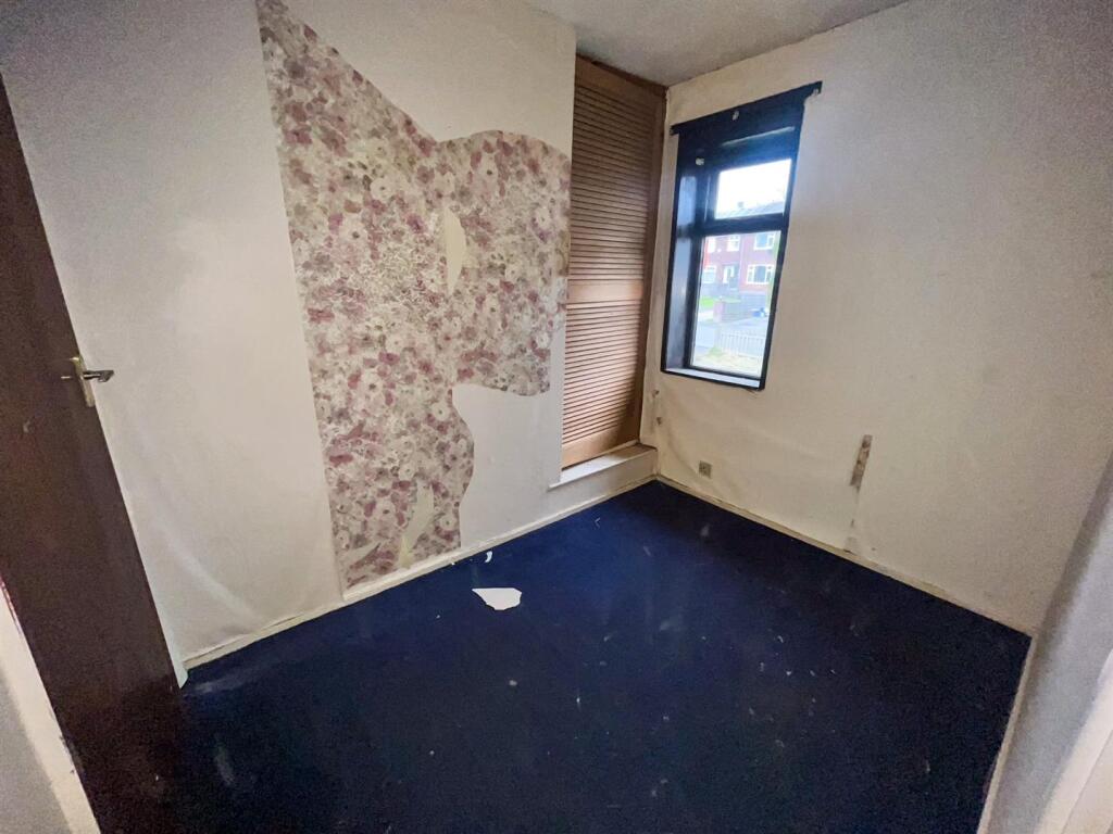 Dressing Room / Study