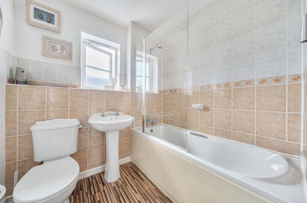 1353755-9-68d17a2...