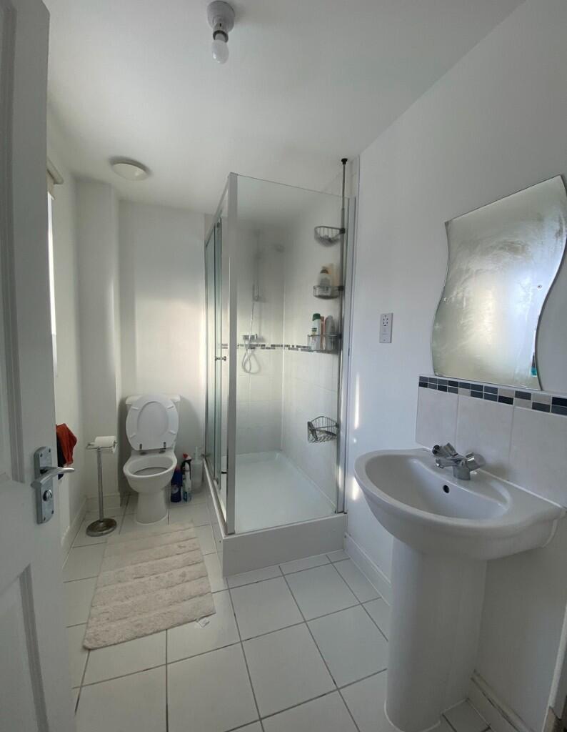 Ensuite shower room