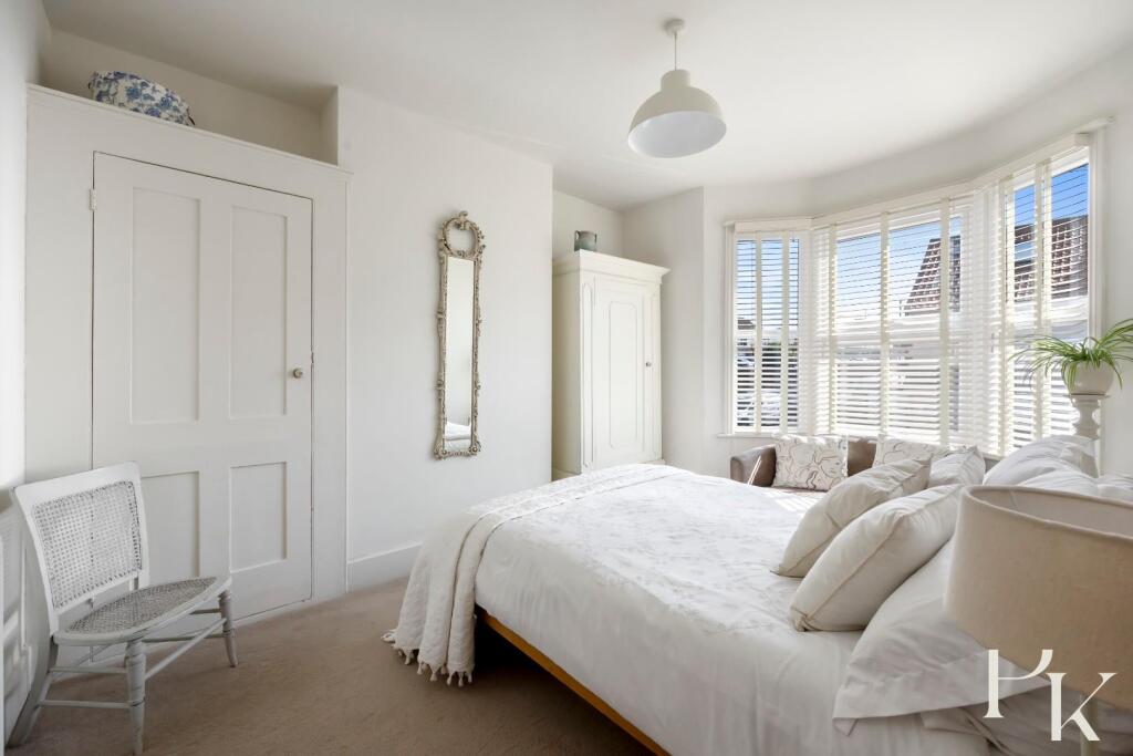 Abinger Road, 7-001.jpg